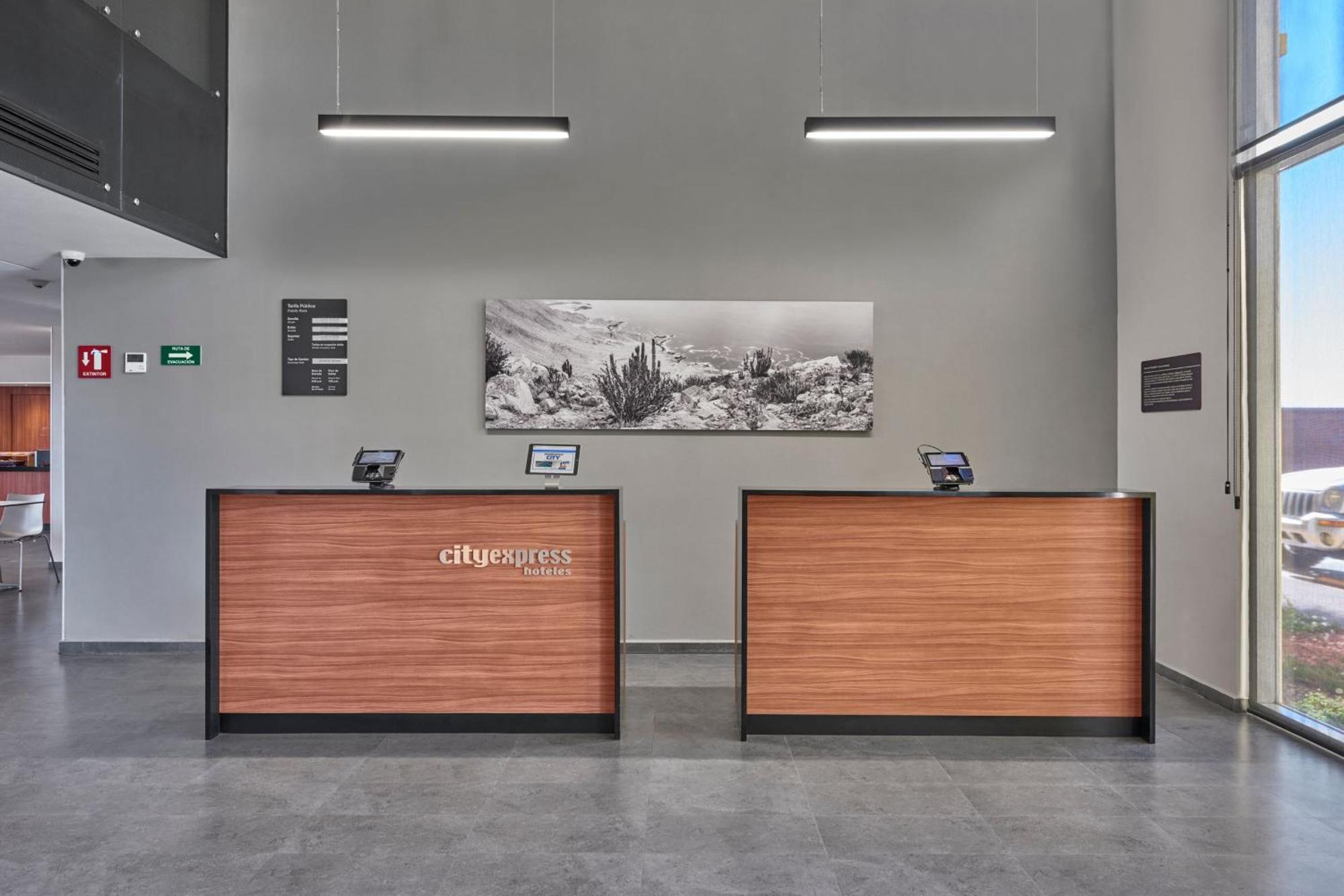 City Express By Marriott Comitan Exterior foto